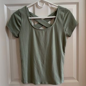 NWT Willow & Root short sleeved shirt